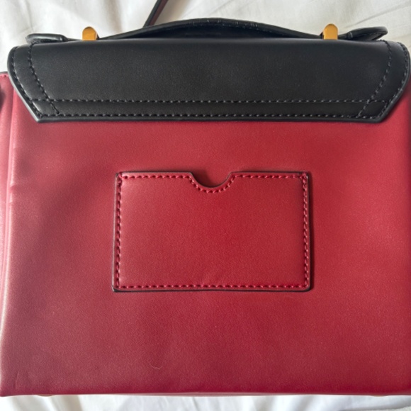 Charles & Keith red and black purse - Picture 5 of 6